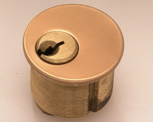 Cylinders - Black - cylinder 1